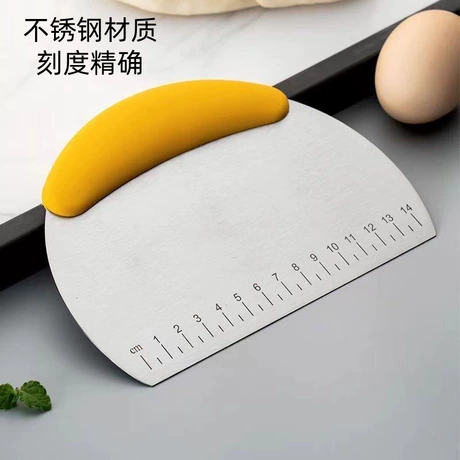 不锈钢带刻度面粉切刀半圆形切面刀家用面团刮板厨房烘焙刮刀工具 近82天低价 ¥ 1 新人价 70+件 退货包运费 后天达 先采后付 回头率52% 义乌梁寨电子商务商行 运费: 获取 下单价: 获取 起订量: 获取 发货时间: 获取 年销量: 50 年销售额: ¥75.00 上架时间: 2026-04-22 (55天) 开店日期: - 综合服务分: