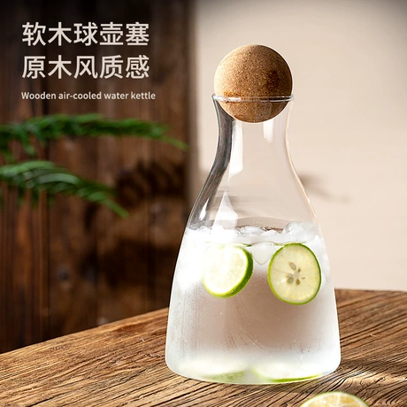 耐高温玻璃冷水壶果汁壶大容量家用带盖冷水瓶扎壶冷饮壶单壶批发 玻璃冷水壶榜第14名 ¥ 16 .9 200+件 退货包运费 3天达 先采后付 回头率41% 义乌市悠伴家居用品有限公司 运费: 获取 下单价: 获取 起订量: 获取 发货时间: 获取 年销量: 88 年销售额: ¥1487.20 上架时间: 2025-12-03 (183天) 开店日期