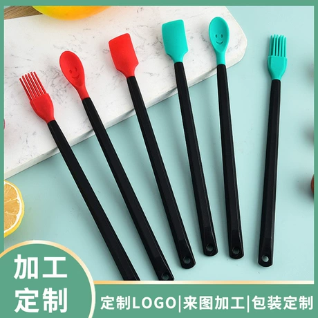 定制硅胶油刷三件套小号烘焙油刷刮刀套装厨房烧烤刷奶油搅拌刮刀 首单减3元 ¥ 1 .3 先采后付 定制 回头率55% 阳江市长华工贸有限公司 运费: 获取 下单价: 获取 起订量: 获取 发货时间: 获取 年销量: - 年销售额: - 上架时间: 2024-08-23 (662天) 开店日期: 2021-10-20 (4.7年) 综合服务分: -